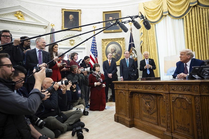 “Tôi nghĩ ông Putin sẽ rất muốn quay trở lại” (nhóm G8), Tổng thống Donald Trump phát biểu tại Nhà Trắng ngày 13-2. Ảnh: Politico