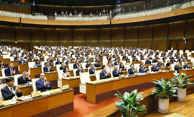 Tổng Bí thư Tô Lâm, Chủ tịch nước Lương Cường, Thủ tướng Phạm Minh Chính và các đồng chí lãnh đạoh, nguyên lãnh đạo Đảng, Nhà nước, đại biểu dự Phiên bế mạc. Ảnh: Doãn Tấn/TTXVN