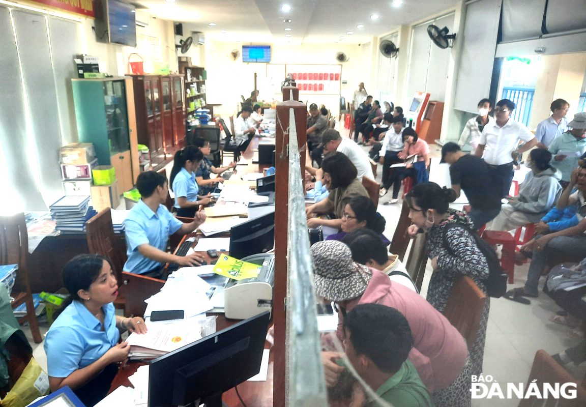Giáo dịch tại bộ phận