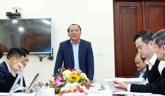 Bộ trưởng Nguyễn Văn Hùng chủ trì buổi làm việc với Cục Báo chí. (Nguồn: Báo Văn hóa)