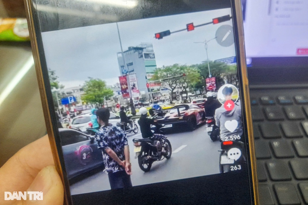 Xác minh dàn siêu xe nối đuôi nhau vượt đèn đỏ ở Đà Nẵng - 1 Xác minh dàn siêu xe nối đuôi nhau vượt đèn đỏ ở Đà Nẵng - 1