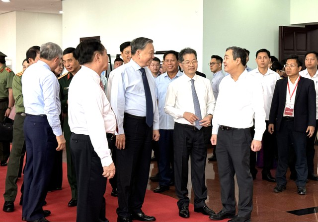 Tổng Bí thư Tô Lâm: Tầm nhìn mới để Việt Nam vượt qua bẫy thu nhập trung bình- Ảnh 3. Tổng Bí thư Tô Lâm: Tầm nhìn mới để Việt Nam vượt qua bẫy thu nhập trung bình- Ảnh 3.