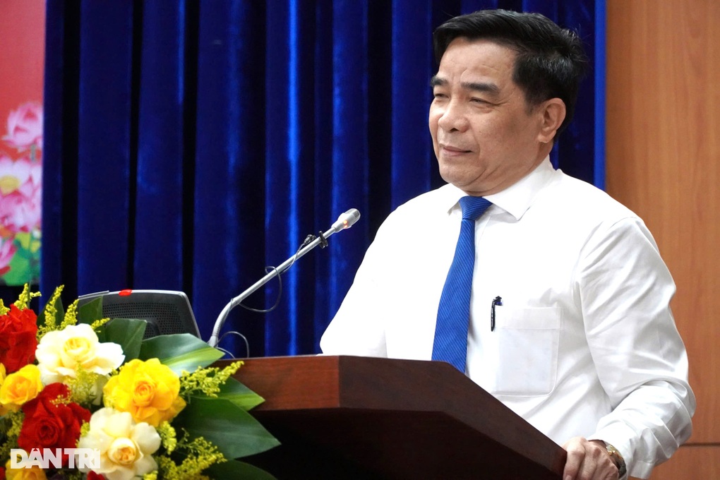 Sau hợp nhất, cần có chính sách hỗ trợ cán bộ ở xa về Đà Nẵng công tác - 1 Sau hợp nhất, cần có chính sách hỗ trợ cán bộ ở xa về Đà Nẵng công tác - 1