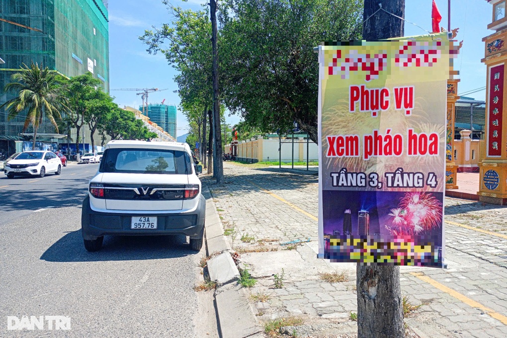 Ra giá tiền triệu cho chỗ ngồi xem pháo hoa ở Đà Nẵng - 3 Ra giá tiền triệu cho chỗ ngồi xem pháo hoa ở Đà Nẵng - 3