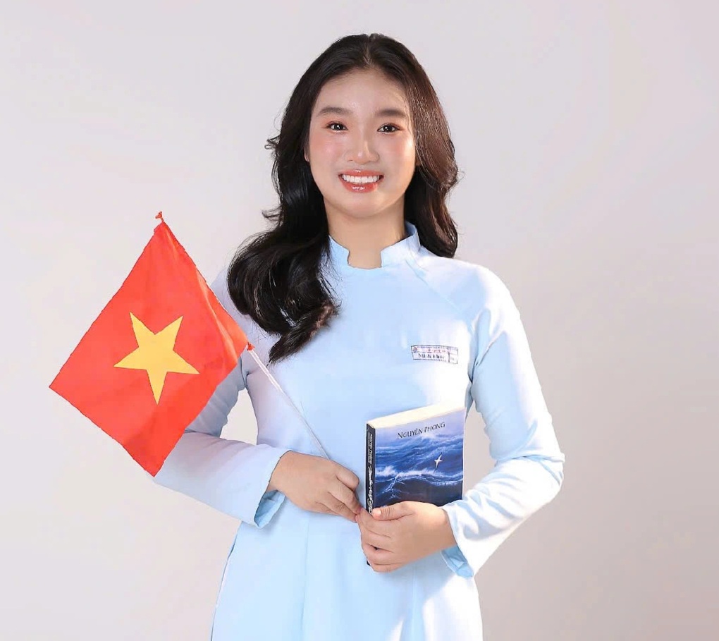 Nữ sinh giỏi sử Đà Nẵng giành giải nhất cuộc thi viết thư quốc tế UPU 2025 - 1 Nữ sinh giỏi sử Đà Nẵng giành giải nhất cuộc thi viết thư quốc tế UPU 2025 - 1