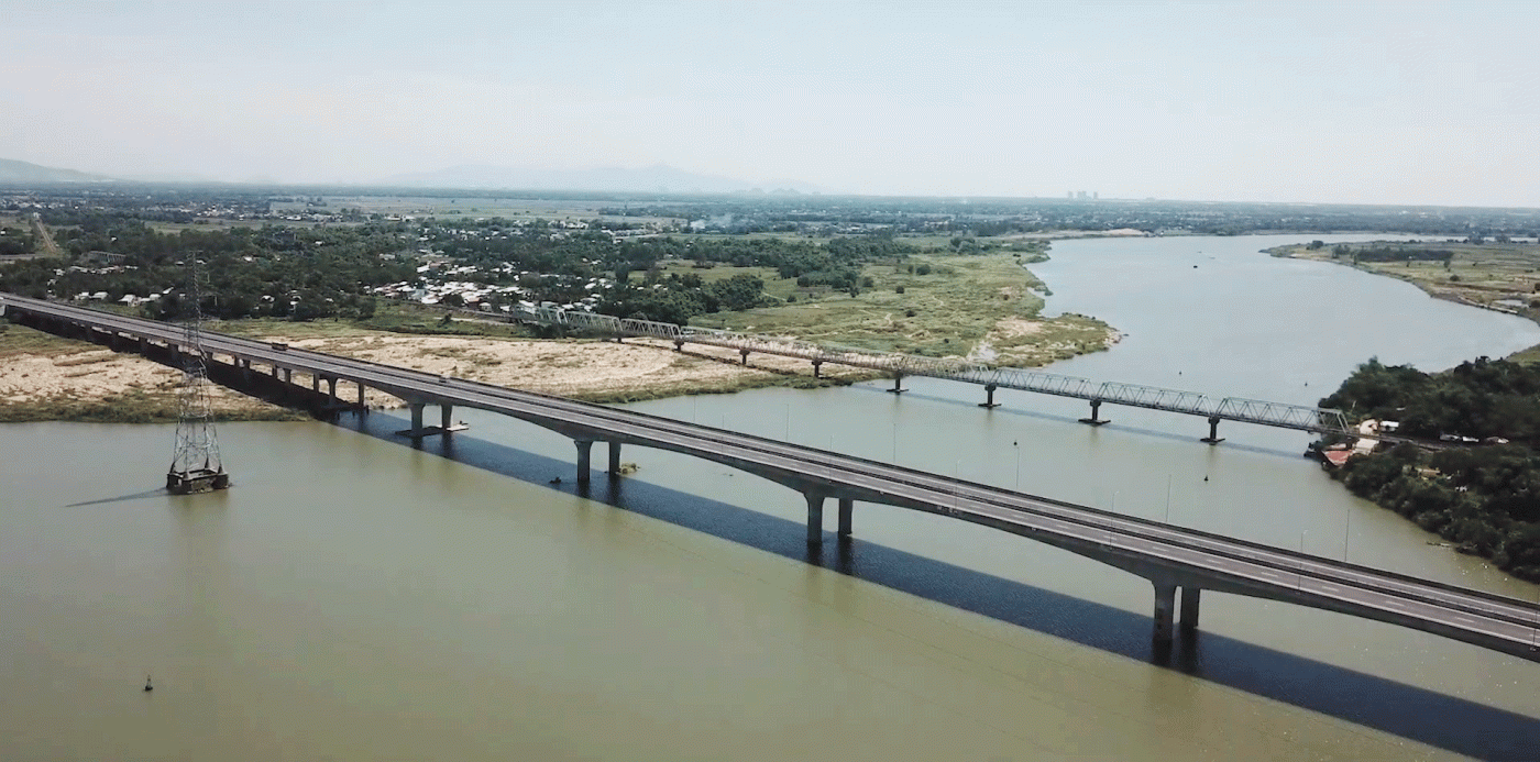 Thành phố khai thác nước từ sông Thu Bồn để bảo đảm an ninh nguồn nước. Ảnh: HOÀNG HIỆP