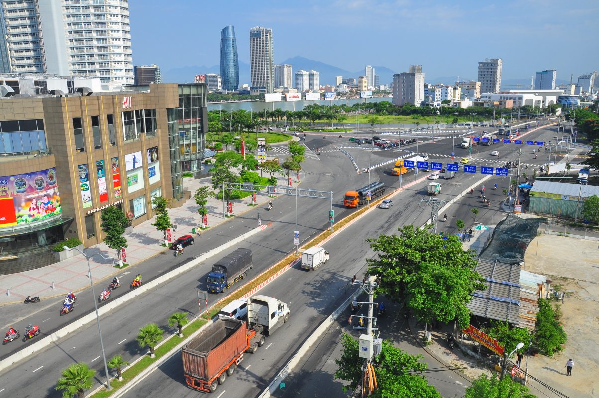 Một góc thành phố Đà Nẵng. Ảnh: THÀNH LÂN