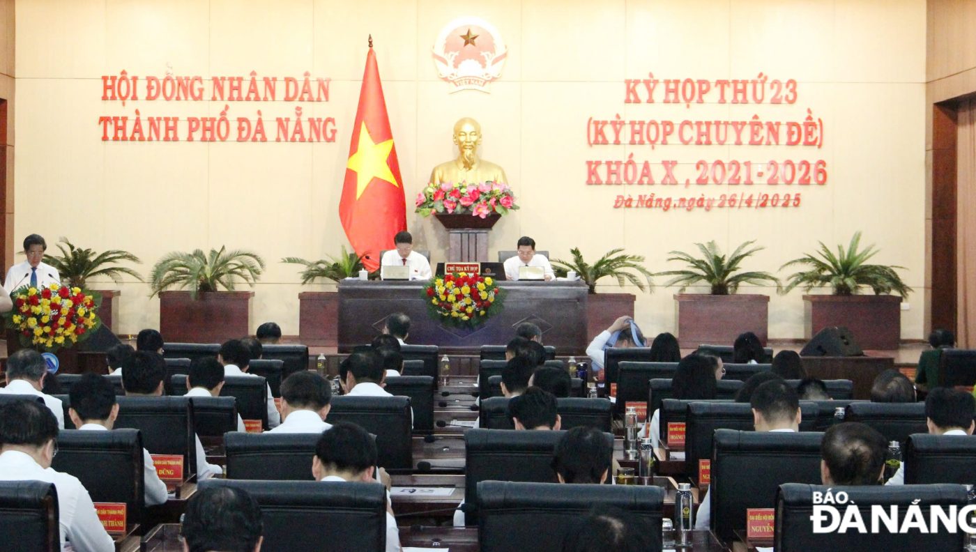 Quang cảnh kỳ họp. Ảnh: TRỌNG HUY