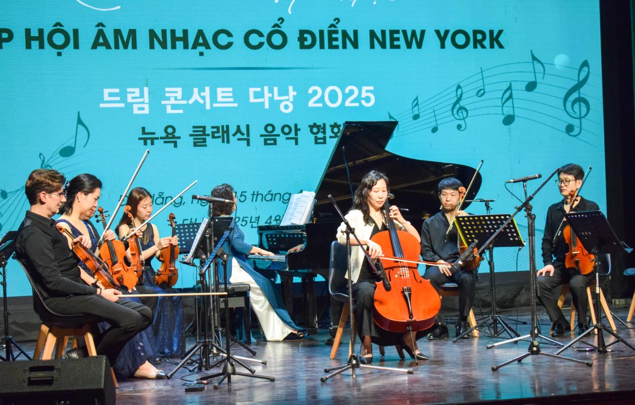 Chương trình hòa nhạc của Hiệp hội Âm nhạc cổ điển New York (NYCMS)… đã góp phần làm phong phú thêm việc giao lưu nghệ thuật giữa Hàn Quốc và Việt Nam. Ảnh: GIA HUY