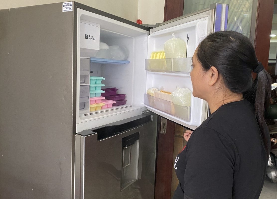 Chị Lan cho biết, việc tiết kiệm điện không chỉ giảm được chi phí mà còn giúp hệ thống điện của gia đình hoạt động an toàn, ổn định.