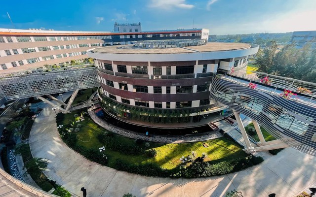 Đà Nẵng công nhận FPT và Marvell Việt Nam là đối tác chiến lược trong lĩnh vực vi mạch, trí tuệ nhân tạo- Ảnh 2. Đà Nẵng công nhận FPT và Marvell Việt Nam là đối tác chiến lược trong lĩnh vực vi mạch, trí tuệ nhân tạo- Ảnh 2.