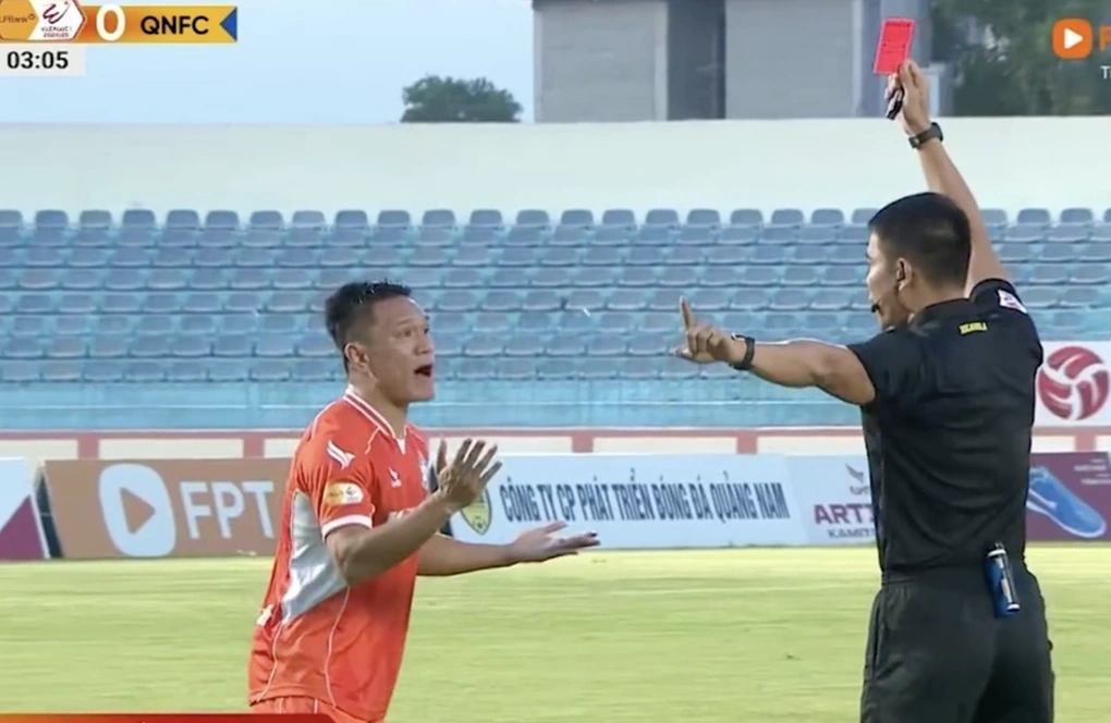 SHB Đà Nẵng thắng CLB Quảng Nam dù thiếu người, SL Nghệ An đánh bại Hà Tĩnh - 2 SHB Đà Nẵng thắng CLB Quảng Nam dù thiếu người, SL Nghệ An đánh bại Hà Tĩnh - 2