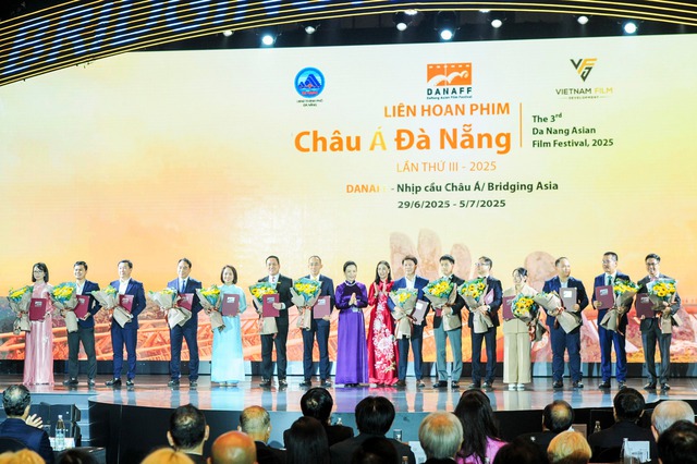 Quy tụ nhiều nghệ sĩ nổi tiếng, Liên hoan phim châu Á Đà Nẵng 2025 "khuếch đại tiếng nói điện ảnh khu vực"- Ảnh 8. Quy tụ nhiều nghệ sĩ nổi tiếng, Liên hoan phim châu Á Đà Nẵng 2025 "khuếch đại tiếng nói điện ảnh khu vực"- Ảnh 8.