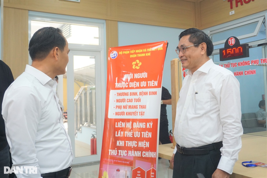 Ngày đầu chạy thử chính quyền cấp xã mới tại Đà Nẵng - 2 Ngày đầu chạy thử chính quyền cấp xã mới tại Đà Nẵng - 2