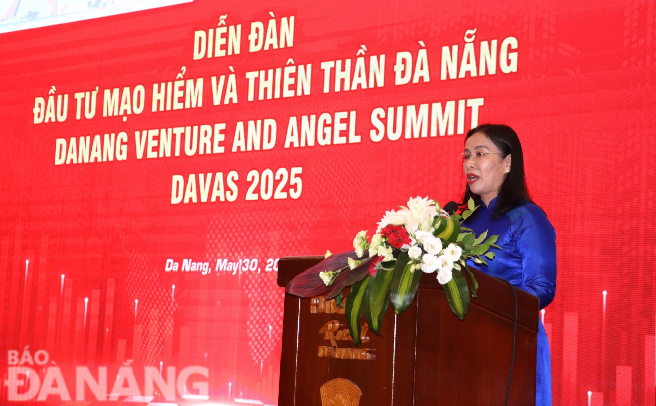 Phó Chủ tịch UBND thành phố Nguyễn Thị Anh Thi phát biểu khai mạc. Ảnh: M.QUẾ - T.TRÚC