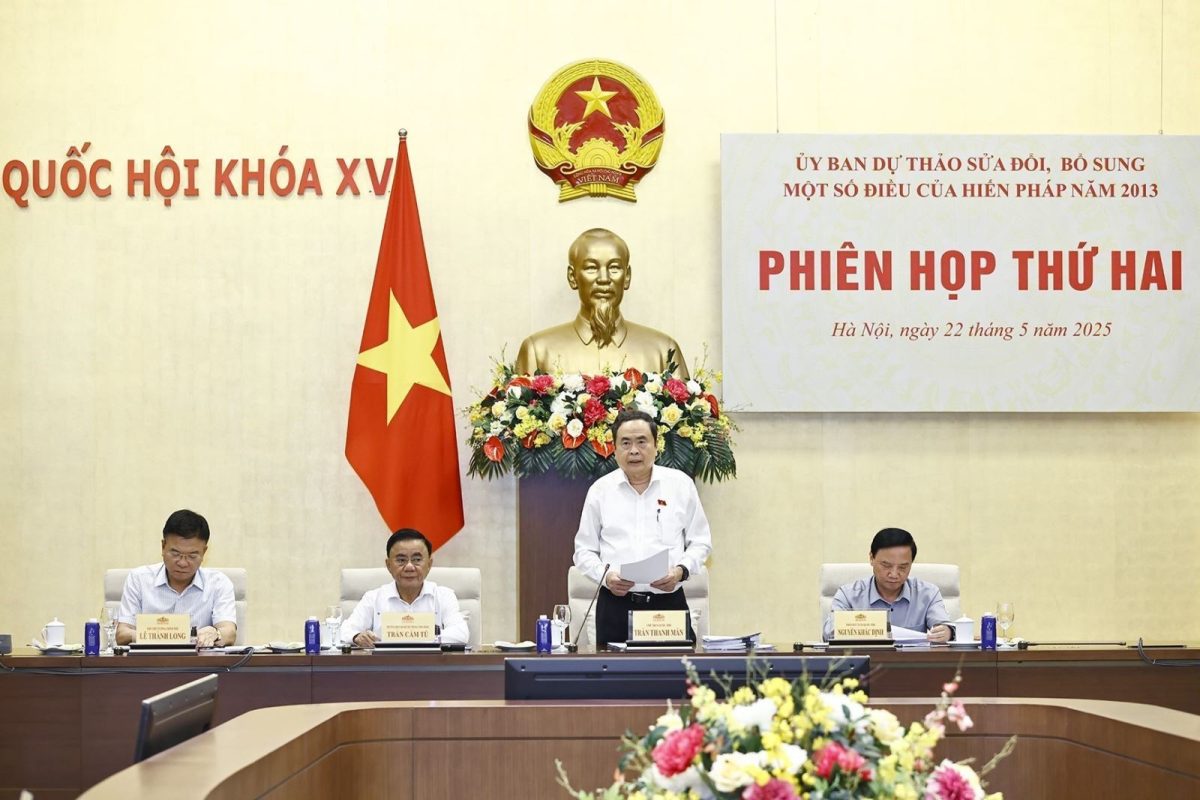 Chủ tịch Quốc hội Trần Thanh Mẫn, Chủ tịch Ủy ban dự thảo sửa đổi, bổ sung một số điều của Hiến pháp năm 2013 phát biểu. Ảnh: Doãn Tấn/TTXVN