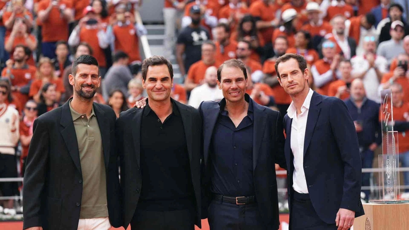 Djokovic, Federer, Nadal, Murray (từ trái qua phải) hội ngộ trong ngày khai mạc Roland Garros hôm 25-5. Ảnh: ATP