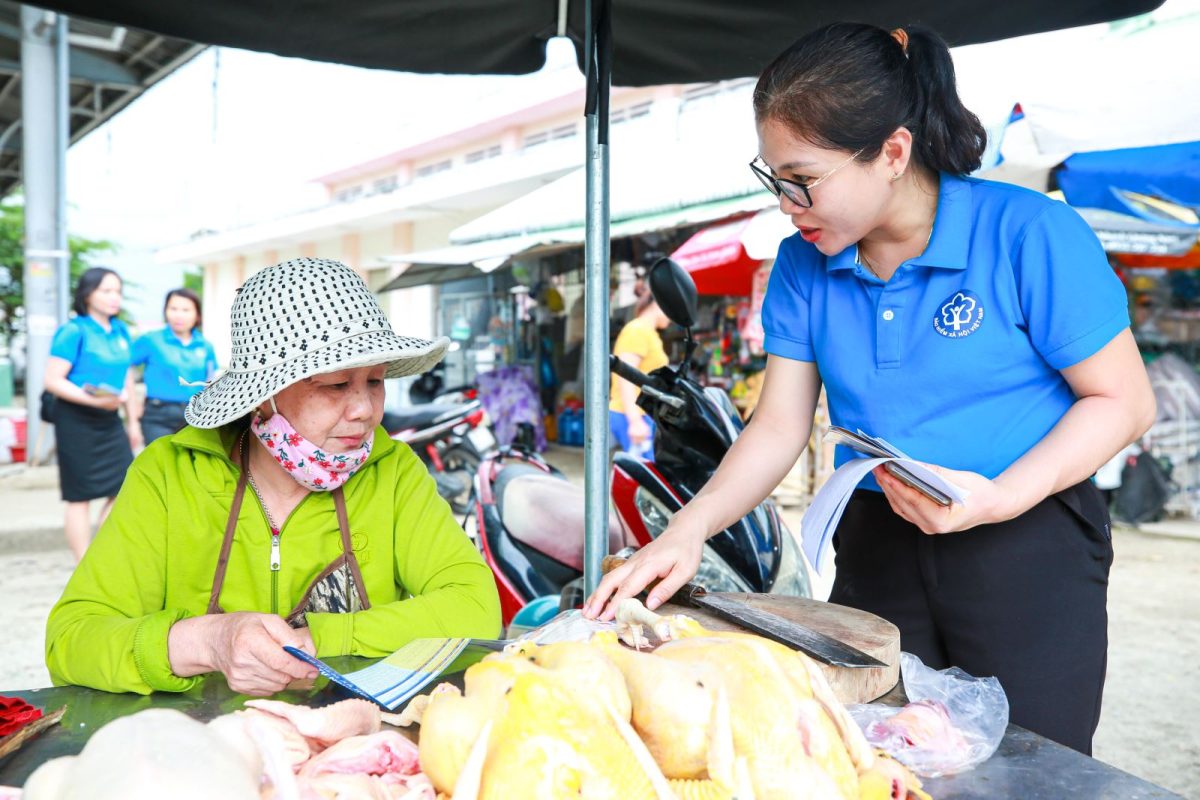 Tuyên truyền tham gia BHXH tại Quảng Nam.