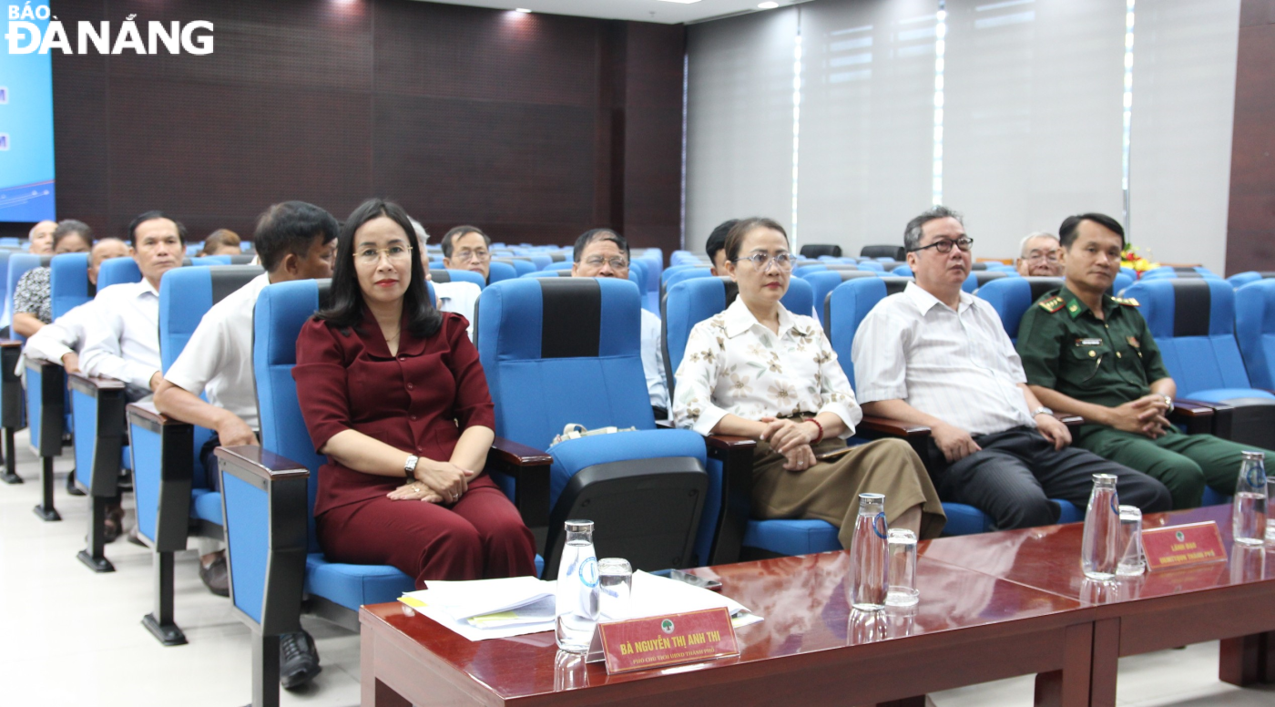 Phó Chủ tịch UBND thành phố Đà Nẵng Nguyễn Thị Anh Thi tham dự buổi lễ tại điểm cầu Đà Nẵng. Ảnh: N.Q