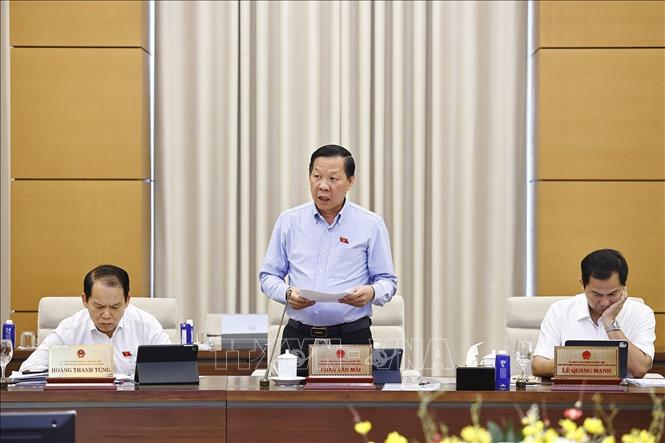 Chủ nhiệm Ủy ban Kinh tế và Tài chính của Quốc hội Phan Văn Mãi phát biểu. Ảnh: Doãn Tấn/TTXVN