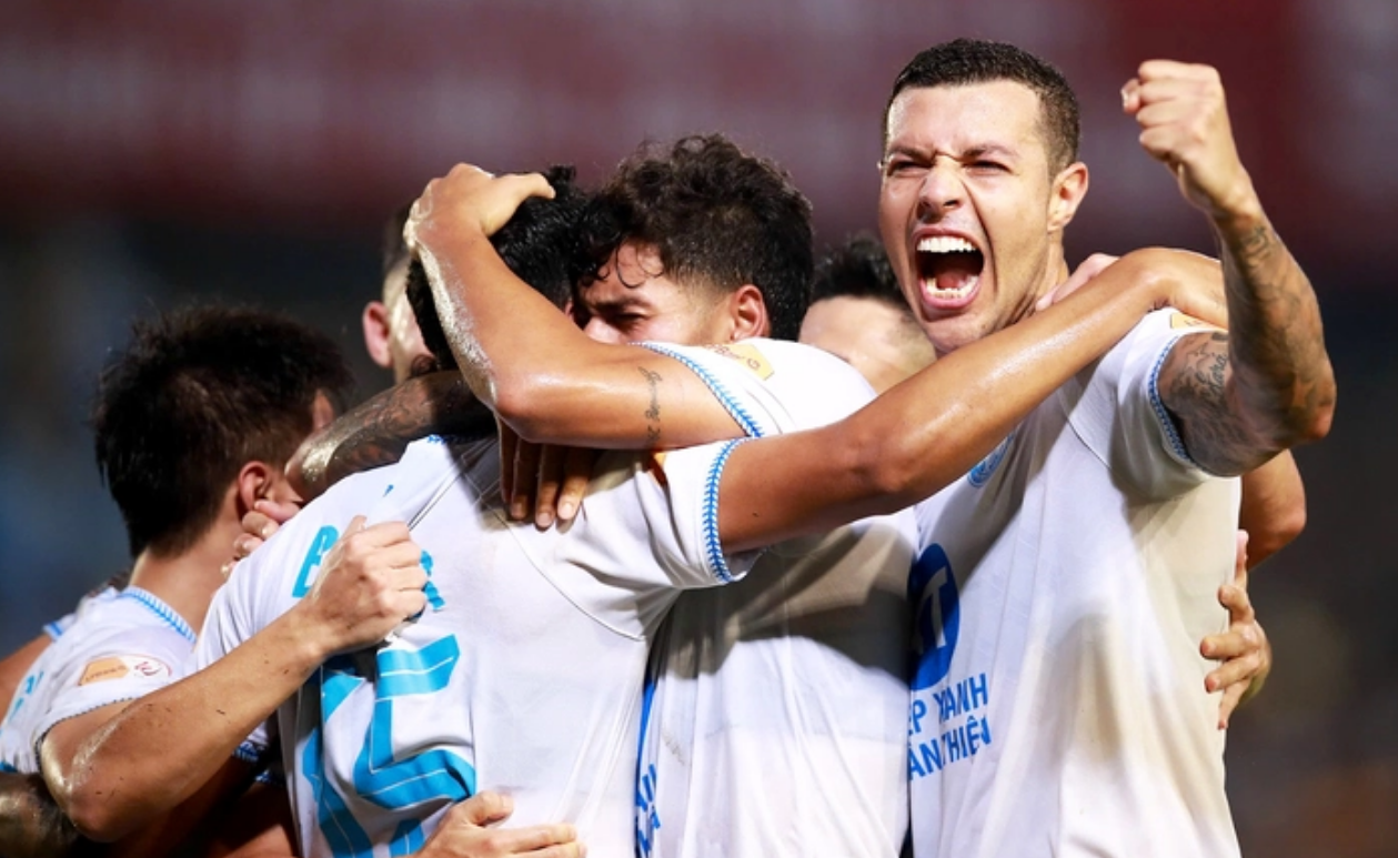 Nam Định bảo vệ thành công chức vô địch V-League sớm 1 vòng đấu. Ảnh: VPF