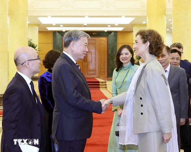 Chiều 27/6, tại Trụ sở Trung ương Đảng, Tổng Bí thư Tô Lâm tiếp bà Audrey Azoulay, Tổng Giám đốc Tổ chức Giáo dục, Khoa học và Văn hóa của Liên hợp quốc (UNESCO).