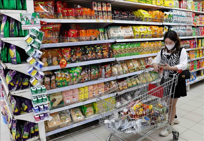 Người dân mua sắm tại siêu thị Big C Thăng Long (Hà Nội). Ảnh minh họa: Trần Việt/TTXVN