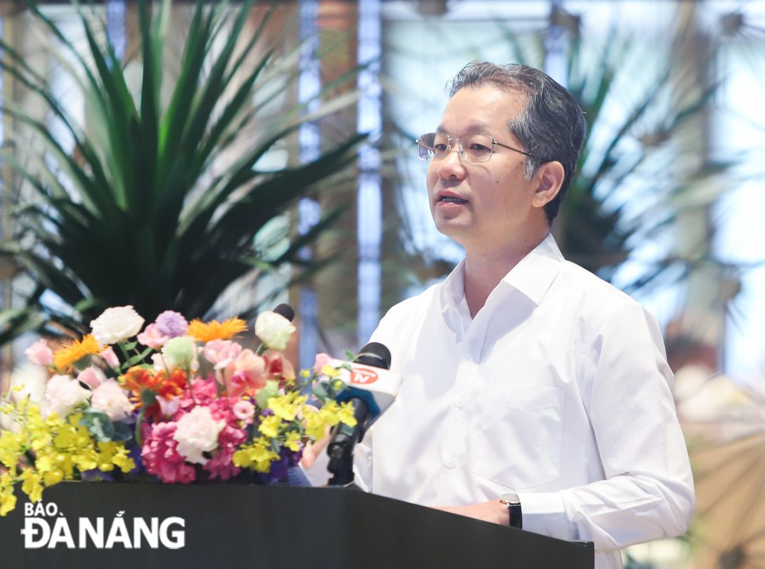 Bí thư Thành ủy Nguyễn Văn Quảng phát biểu kết luận. Ảnh: NGỌC PHÚ