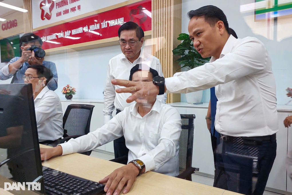 Ngày đầu chạy thử chính quyền cấp xã mới tại Đà Nẵng - 3 Ngày đầu chạy thử chính quyền cấp xã mới tại Đà Nẵng - 3