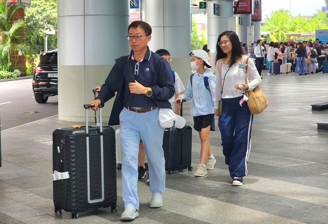 Đường bay Osaka - Đà Nẵng: Mở rộng cánh cửa hợp tác với Nhật Bản- Ảnh 2. Đường bay Osaka - Đà Nẵng: Mở rộng cánh cửa hợp tác với Nhật Bản- Ảnh 2.