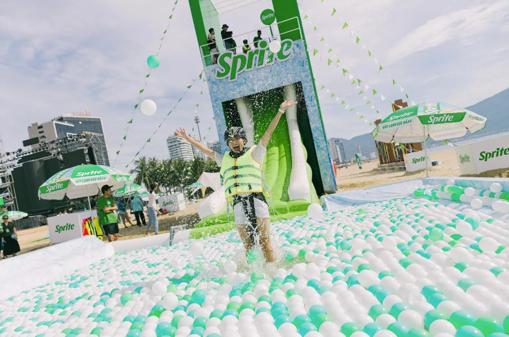 Dàn nghệ sĩ nổi tiếng quy tụ tại Lễ hội biển Sprite tại Đà Nẵng - 2 Dàn nghệ sĩ nổi tiếng quy tụ tại Lễ hội biển Sprite tại Đà Nẵng - 2