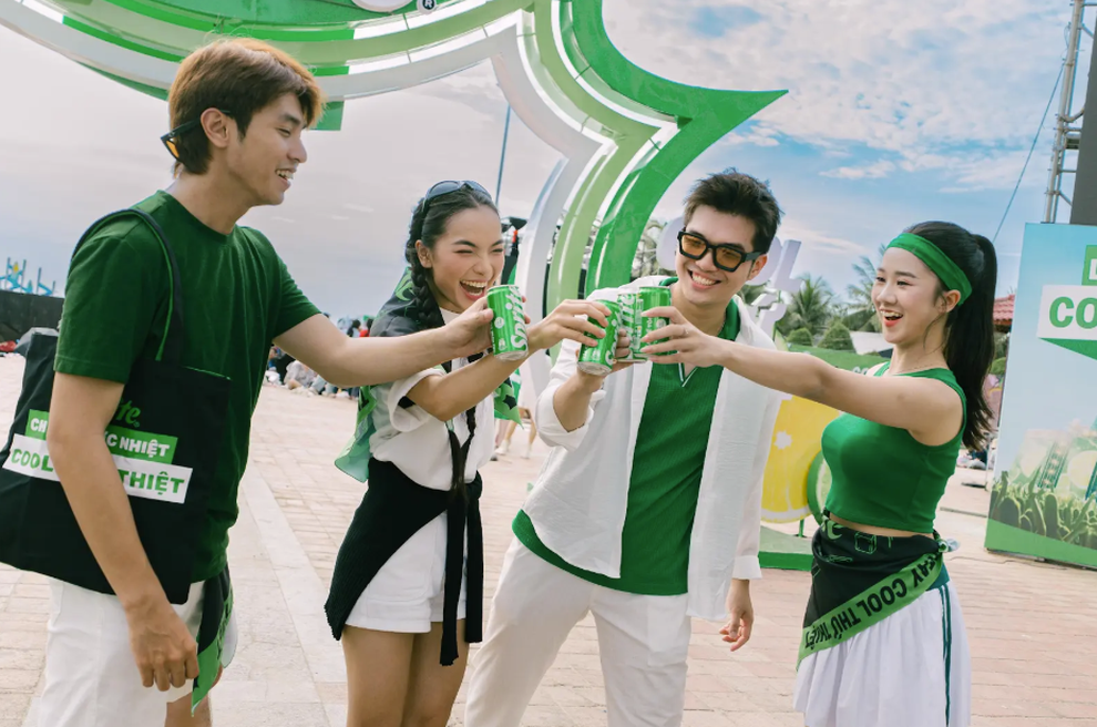Dàn nghệ sĩ nổi tiếng quy tụ tại Lễ hội biển Sprite tại Đà Nẵng - 3 Dàn nghệ sĩ nổi tiếng quy tụ tại Lễ hội biển Sprite tại Đà Nẵng - 3